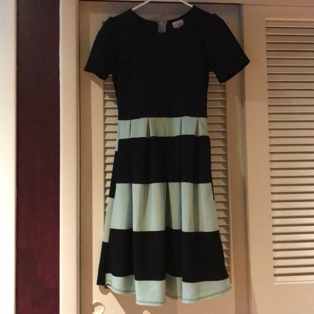 Lularoe Amelia